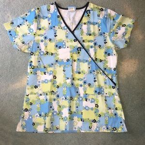 womens scrubs